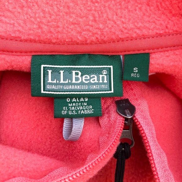 L.L. Bean fleece vest zip up. - Picture 8 of 9